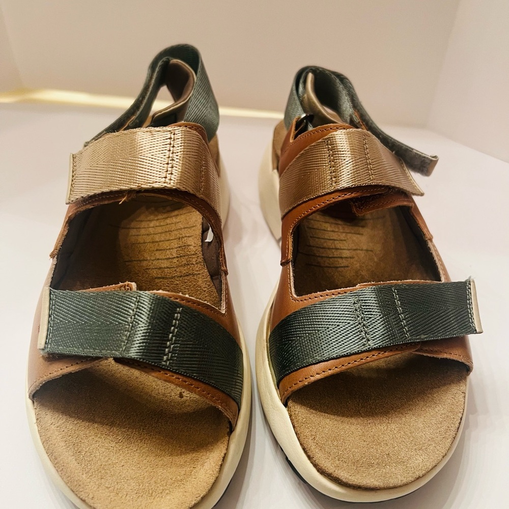 NEW NAOT women's odyssey sandal in arizona tan/latte brown/soft ivory sz 8/39 - Picture 3 of 5